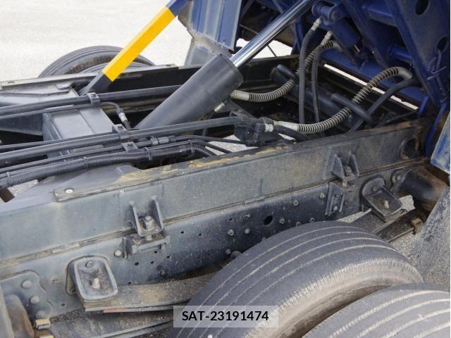 Hino DUTRO 2016-06 8485320-5