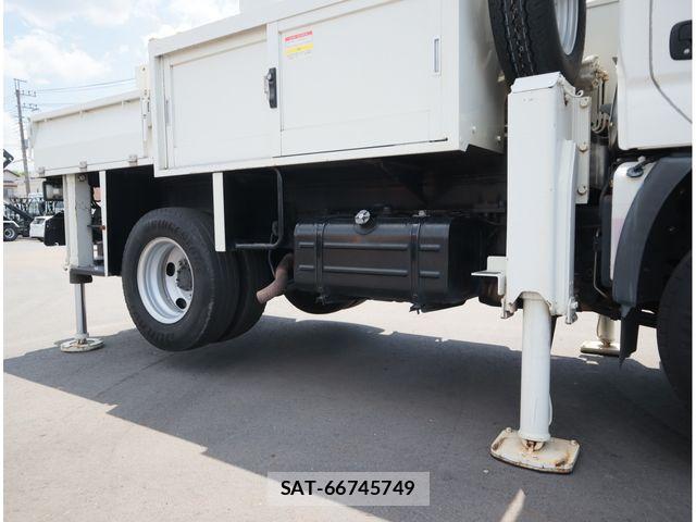 Hino DUTRO 2018-01 8485315-16
