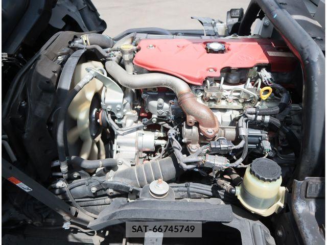 Hino DUTRO 2018-01 8485315-29