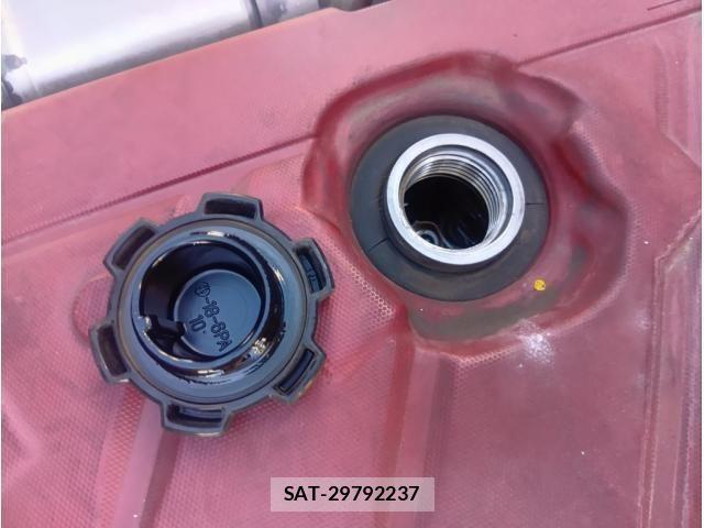 Hino DUTRO 2017-08 8485316-15