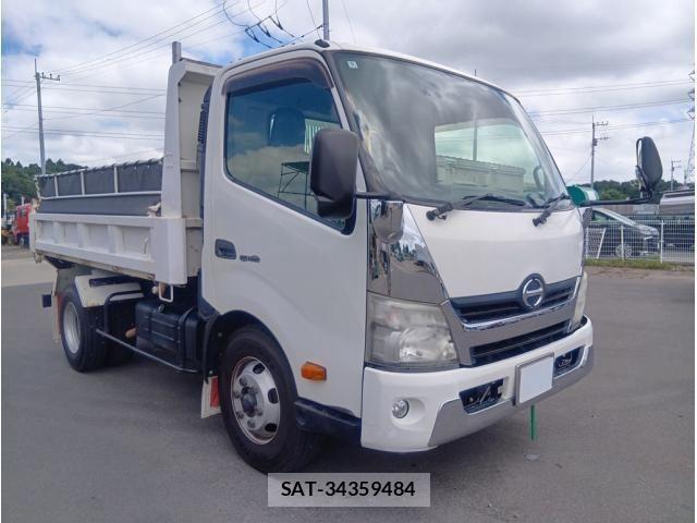 Hino DUTRO 2013-12 8485313-1