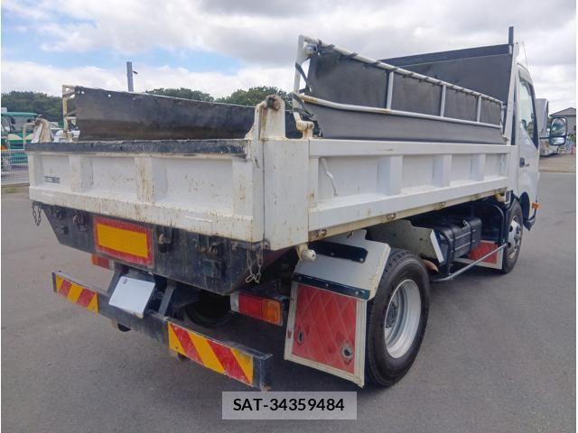 Hino DUTRO 2013-12 8485313-2