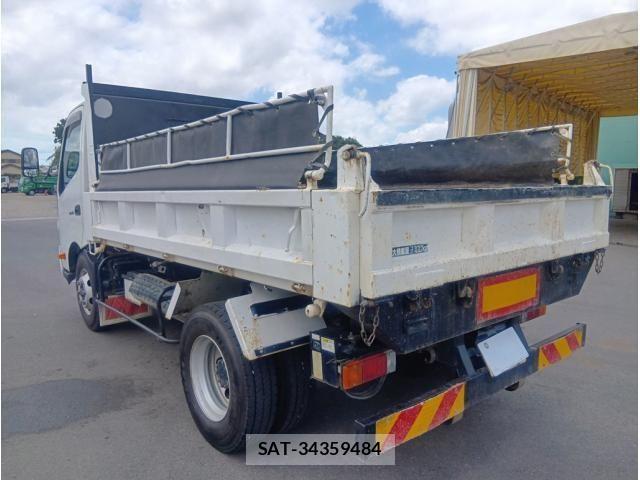 Hino DUTRO 2013-12 8485313-3
