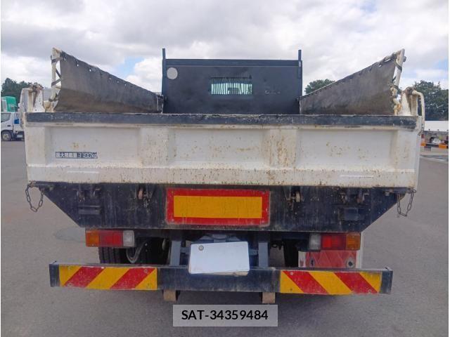 Hino DUTRO 2013-12 8485313-4