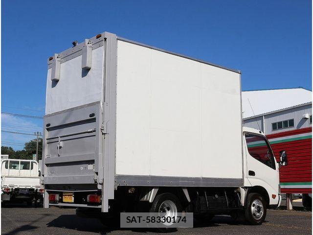 Hino DUTRO 2014-09 8485319-1