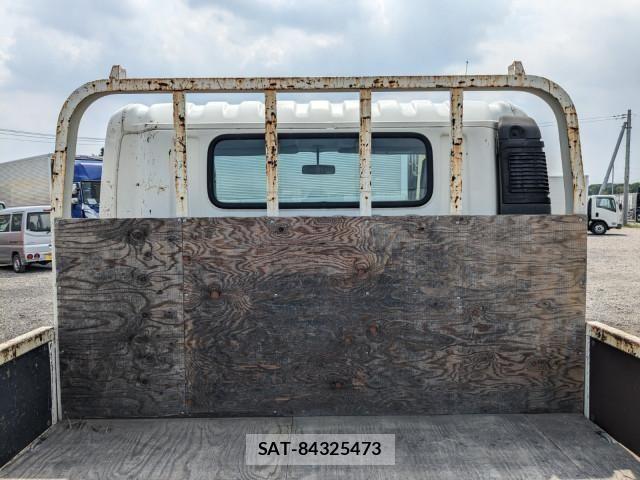 Hino DUTRO 2019-10 8524506-11