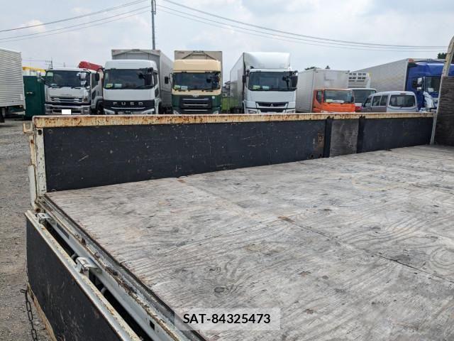 Hino DUTRO 2019-10 8524506-14