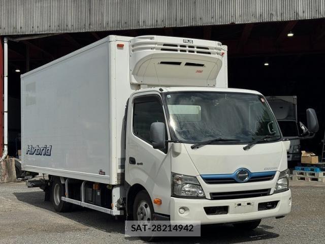 Hino DUTRO 2014-01 8524555-11