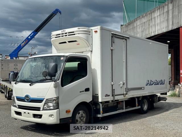 Hino DUTRO 2014-01 8524555-1