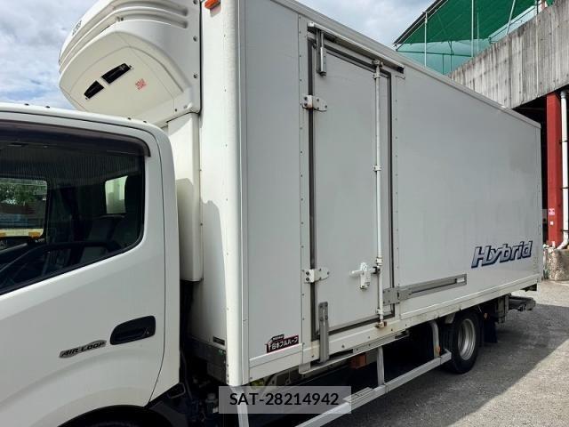 Hino DUTRO 2014-01 8524555-22