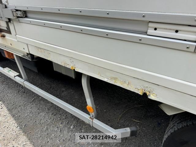 Hino DUTRO 2014-01 8524555-25