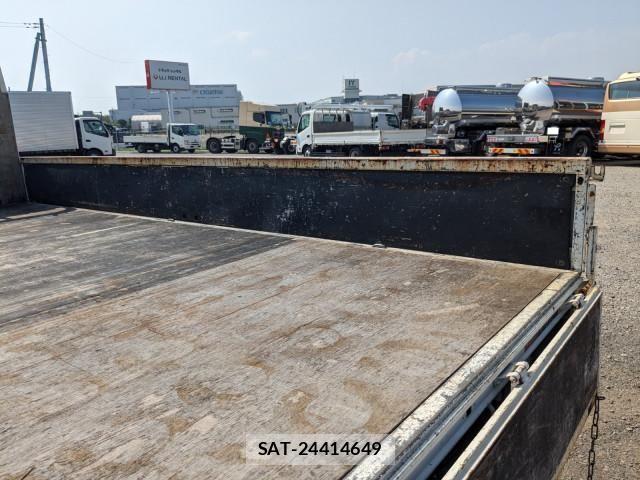 Hino DUTRO 2019-10 8524530-13