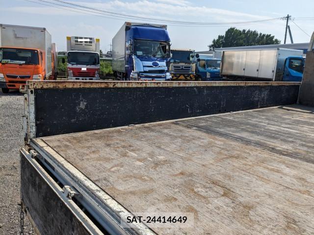Hino DUTRO 2019-10 8524530-14