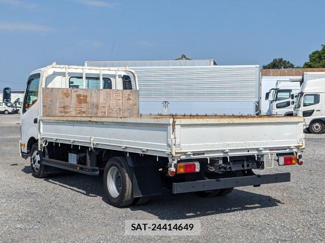 Hino DUTRO 2019-10 8524530-2