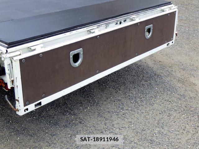 Hino DUTRO 2022-03 8524518-13