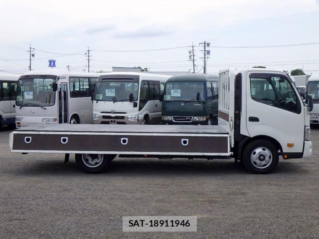 Hino DUTRO 2022-03 8524518-8