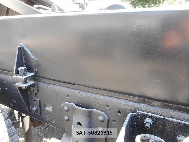 Hino DUTRO 2015-03 8524533-23