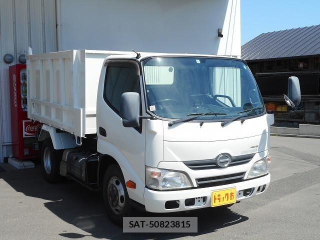 Hino DUTRO 2015-03 8524533-2