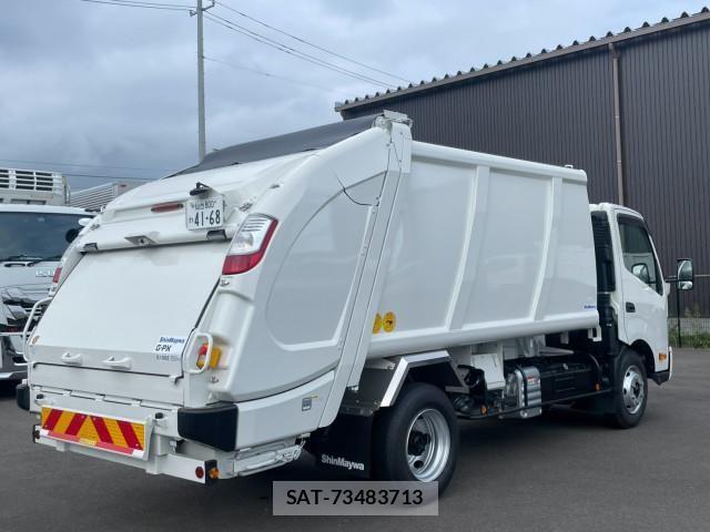 Hino DUTRO 2024-09 8524445-3