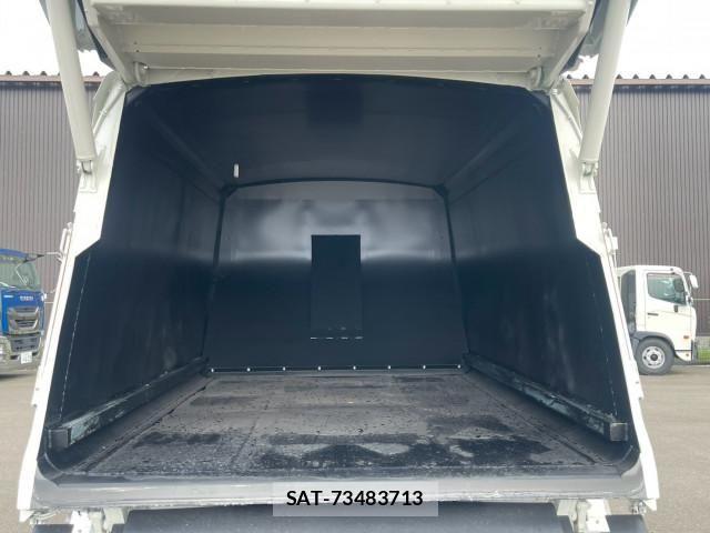 Hino DUTRO 2024-09 8524445-8