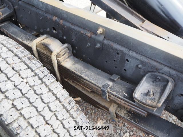 Hino DUTRO 2017-06 8524485-19