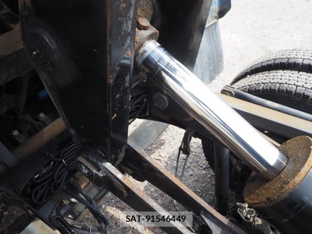 Hino DUTRO 2017-06 8524485-23