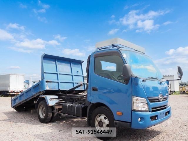 Hino DUTRO 2017-06 8524485-6