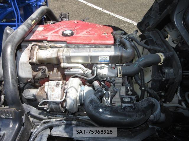Hino DUTRO 2016-01 8524468-25