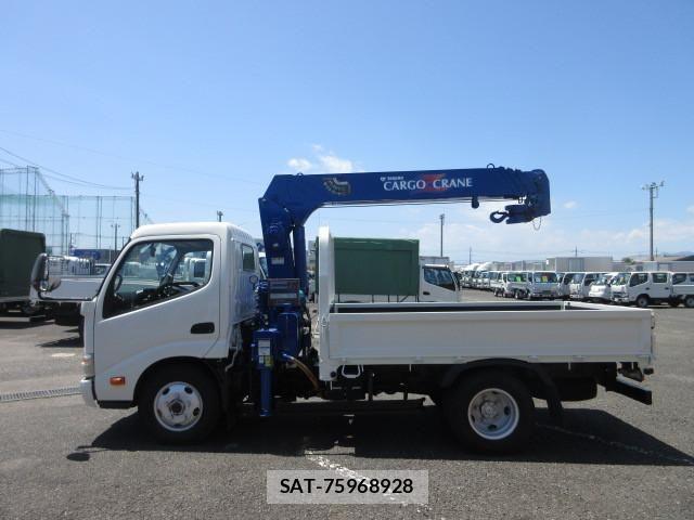 Hino DUTRO 2016-01 8524468-4