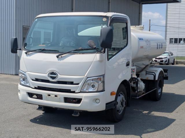 Hino DUTRO 2021-04 8524470-0