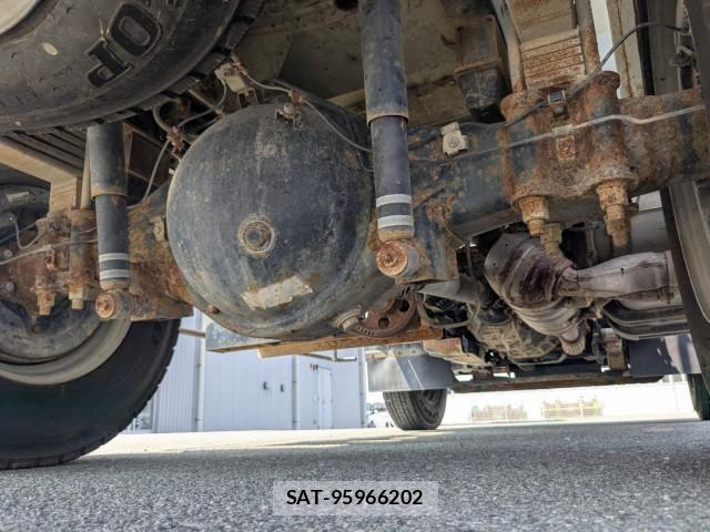 Hino DUTRO 2021-04 8524470-21