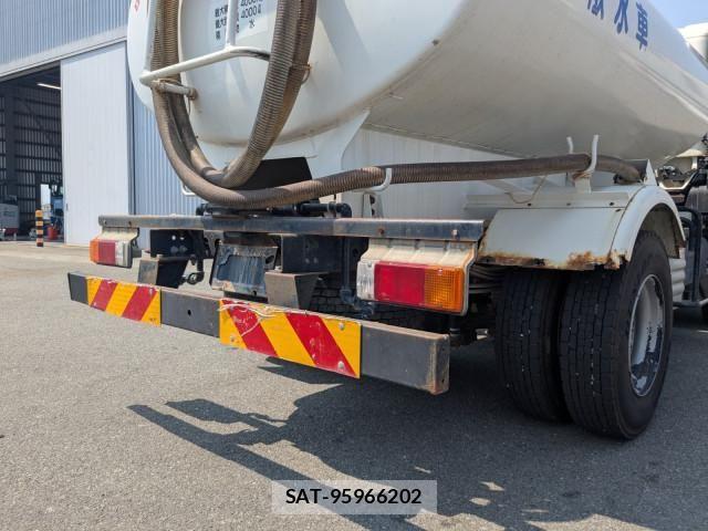 Hino DUTRO 2021-04 8524470-5