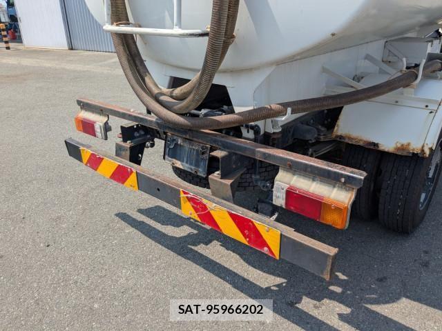 Hino DUTRO 2021-04 8524470-7