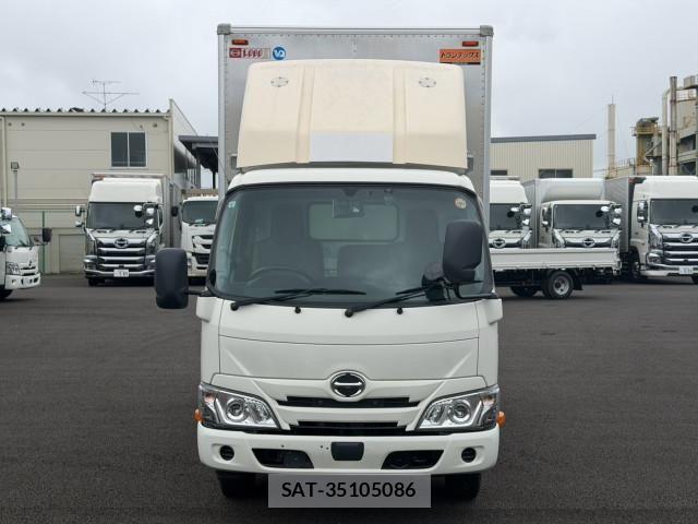 Hino DUTRO 2020-09 8524482-1