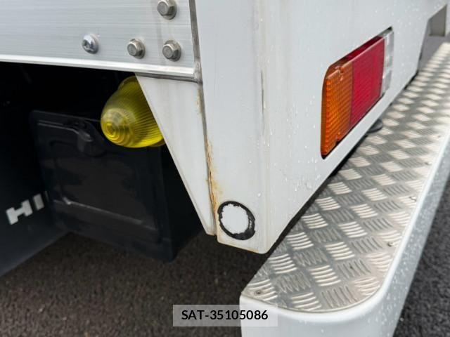 Hino DUTRO 2020-09 8524482-20