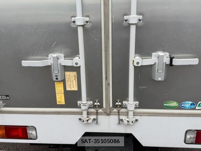 Hino DUTRO 2020-09 8524482-25