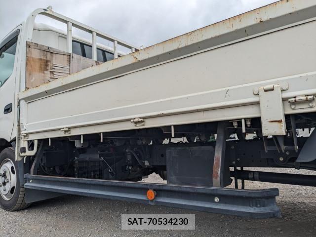 Hino DUTRO 2019-07 8524500-22