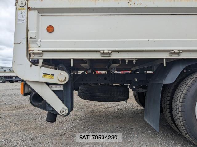 Hino DUTRO 2019-07 8524500-23