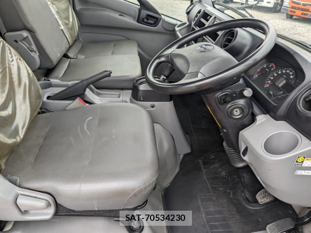 Hino DUTRO 2019-07 8524500-27