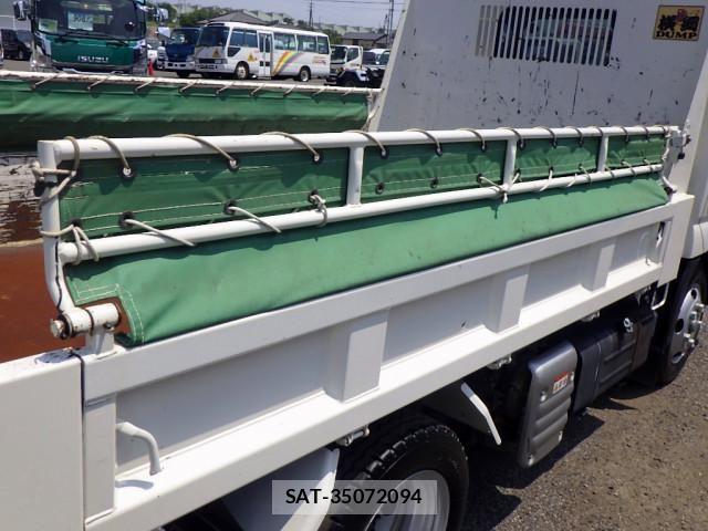 Hino DUTRO 2024-03 8524484-13
