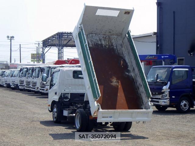Hino DUTRO 2024-03 8524484-20