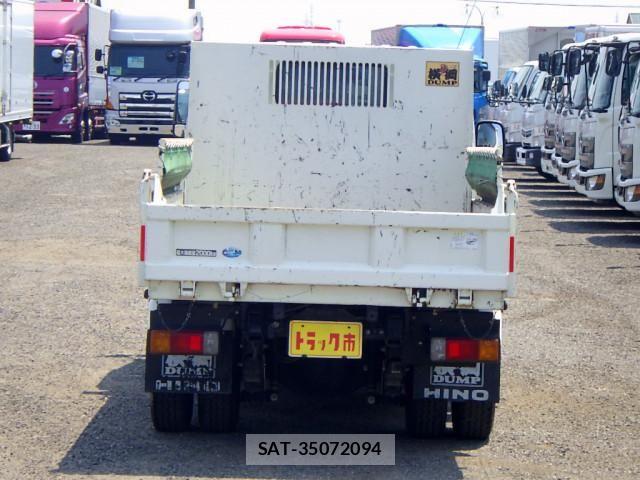 Hino DUTRO 2024-03 8524484-5