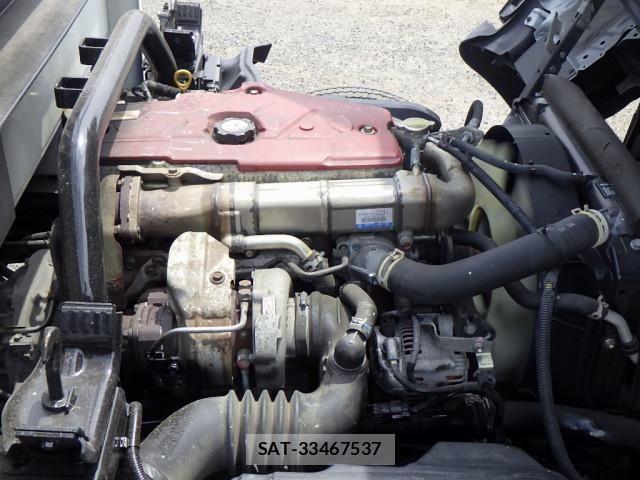 Hino DUTRO 2017-12 8524537-25