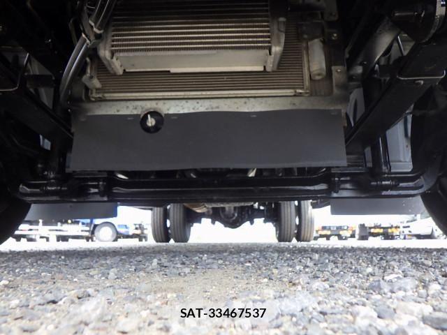 Hino DUTRO 2017-12 8524537-26