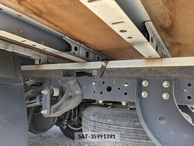 Hino DUTRO 2019-09 8524528-16