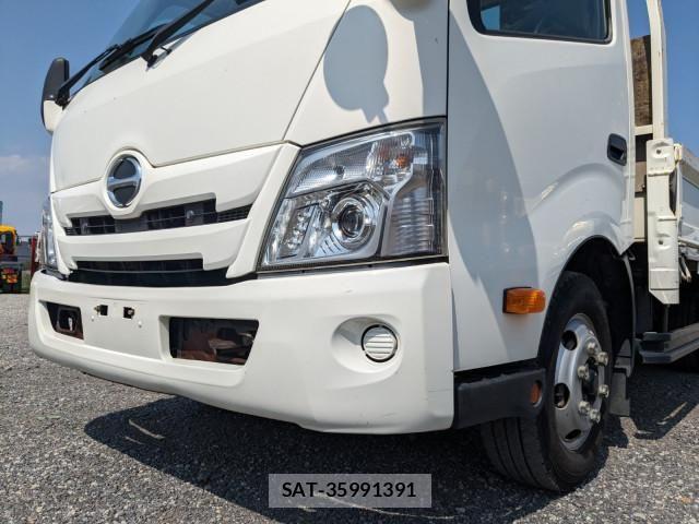 Hino DUTRO 2019-09 8524528-25