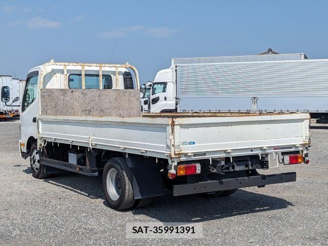 Hino DUTRO 2019-09 8524528-2