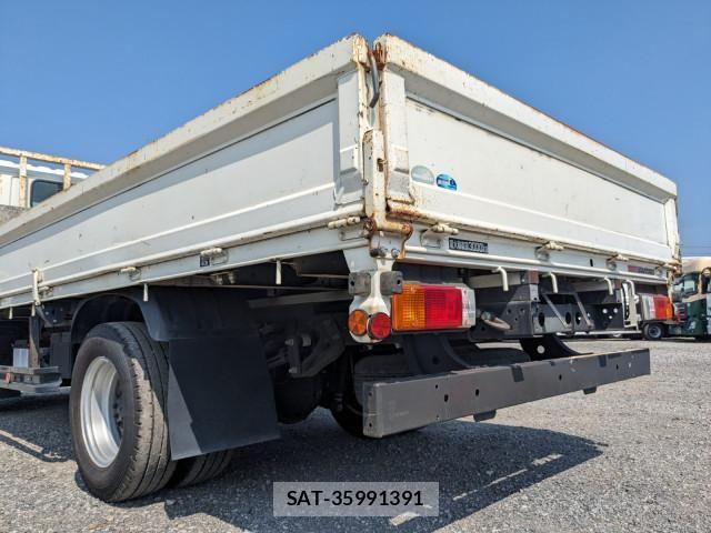 Hino DUTRO 2019-09 8524528-6