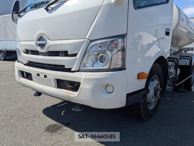 Hino DUTRO 2021-04 8524471-25