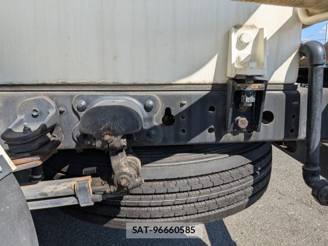 Hino DUTRO 2021-04 8524471-7